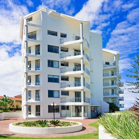 Oceanside Resort - Absolute Beachfront Apartments Gold Coast Exterior foto