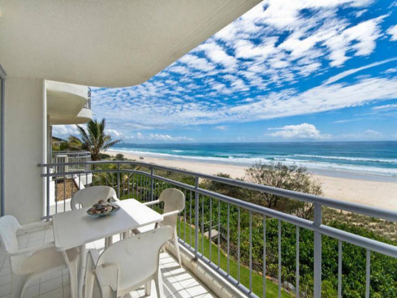 Oceanside Resort - Absolute Beachfront Apartments Gold Coast Exterior foto
