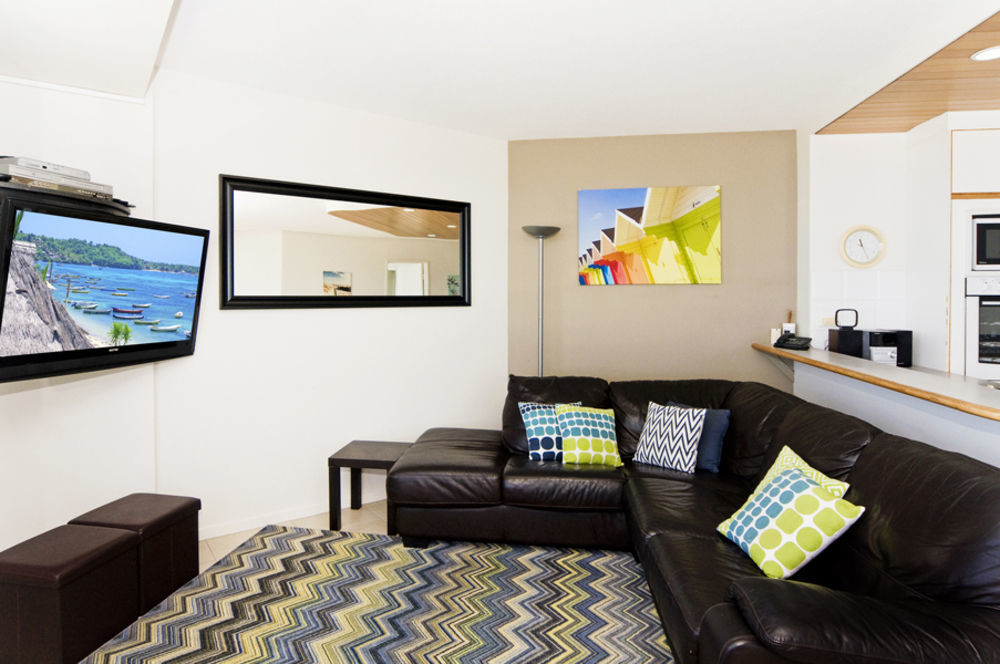 Oceanside Resort - Absolute Beachfront Apartments Gold Coast Exterior foto